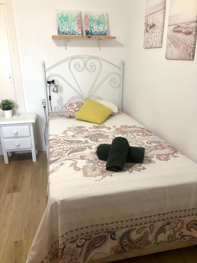 Habitacion Con Smart Tv En Piso Compartido Con Bano Privado O Compartido Malaga Sol Kültér fotó